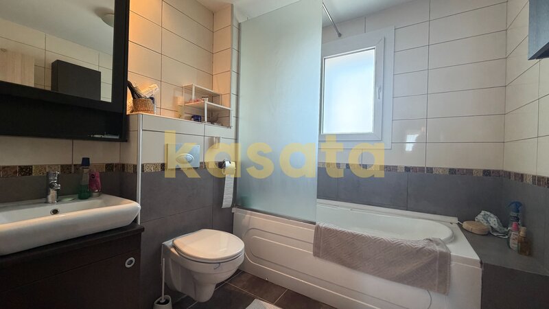 Vila N, Cosmopolis, 95mp, mobilata si utilata, terasa inchisa